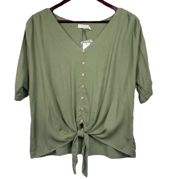 HARPER by Francesca’s Tie Front Top - Large - Picture 9 of 16